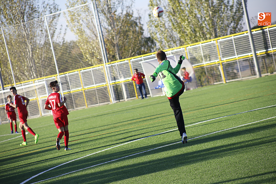 Barrio El Zurguén - Hergar Camelot, de la provincial alevín (Foto de Álex López)