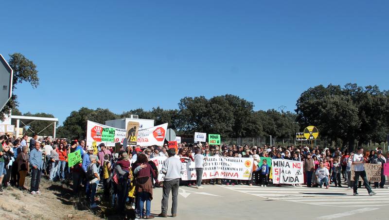 A la concentración asistieron cerca de 500 personas, según los convocantes