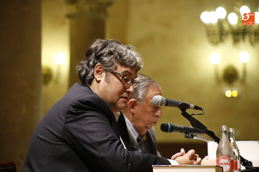 El escritor Juan Manuel de Prada en la presentación de su libro en el Casino / Foto de Alejandro López