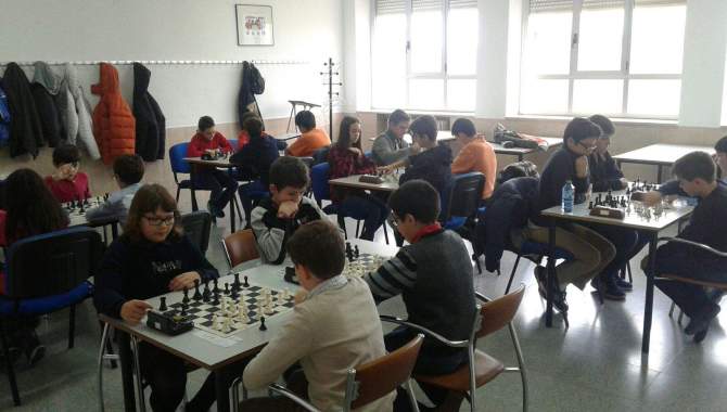 Un momento de las simultáneas disputadas en Maristas