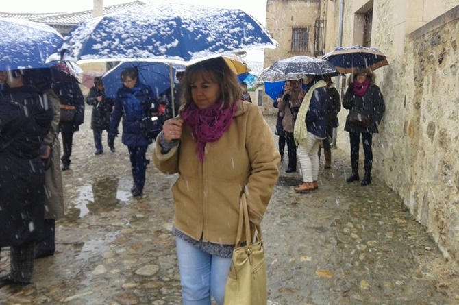 Nieve para recibir a los visitantes en Pedraza