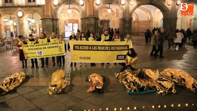 Concentración en la Plaza Mayor. Fotos: Alberto Martín