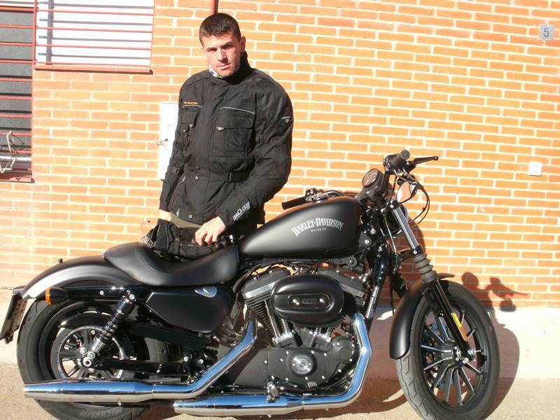 Víctor Miguel cumple años rodeado de alegrías  