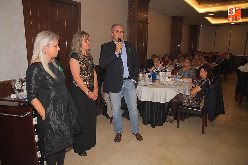 La III Cena Solidaria contra el Cáncer reune a más de 200 personas