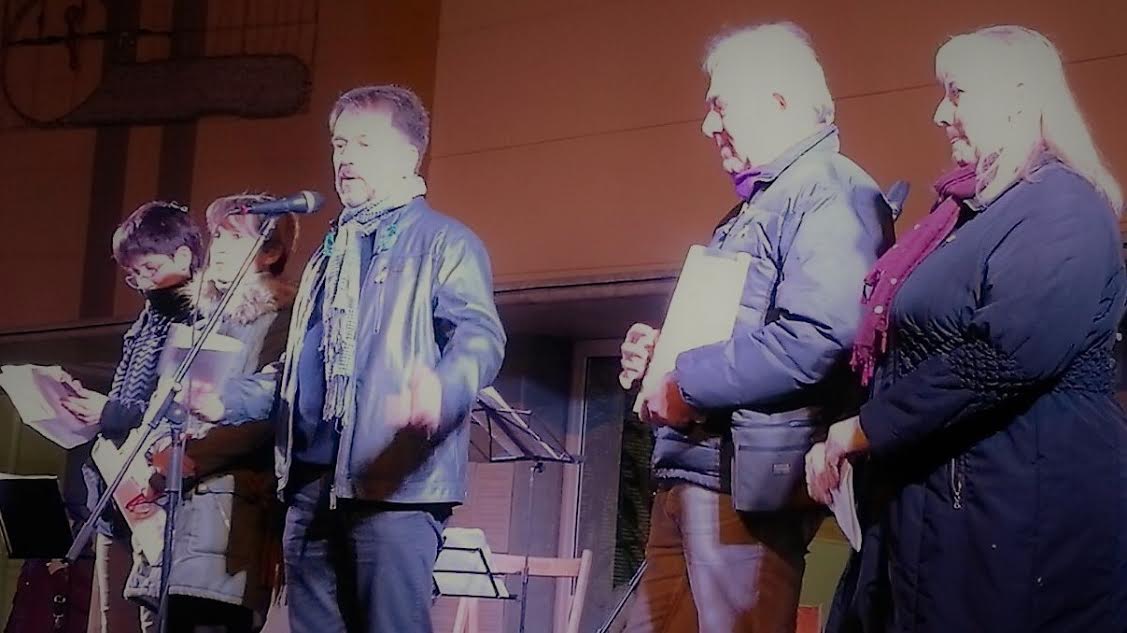 El poeta José Luis García Herrera y algunas lectoras