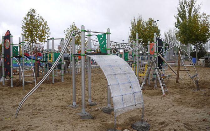 Renovación de los juegos del Parque Ciudad de los Niños