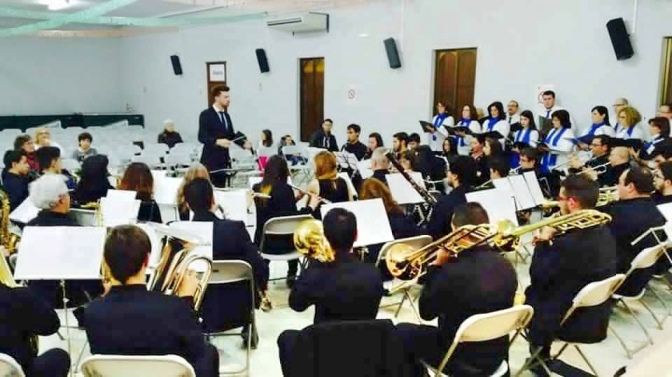 Jorge Hernnan con la Orquesta de Percusión Xavier Joaquín