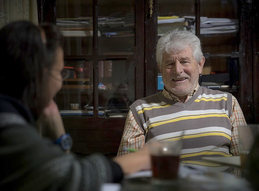 Quintín García habla con Charo Alonso de lo divino y lo humano | Fotos: Carmen Borrego