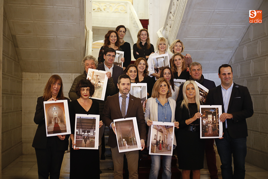 Presentación del calendario solidario en el Ayuntamiento (Foto de Álex López)
