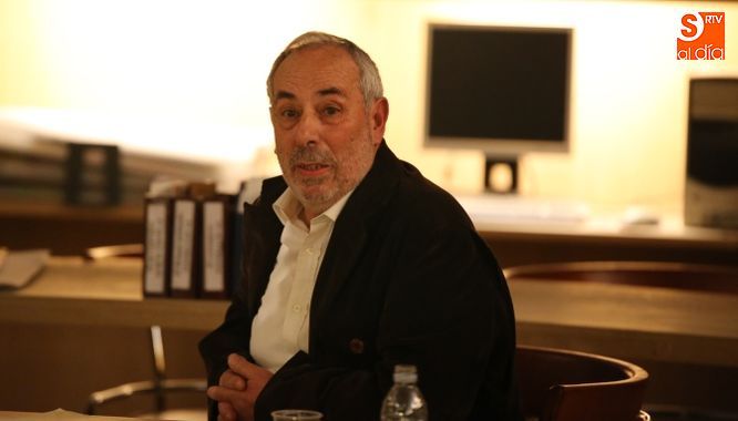 El psicólogo Francisco Delgado, en Las Conchas. Fotos: Alberto Martín