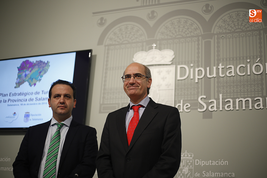 Javier García y Javier Iglesias, diputado de Turismo y presidente de la Diputación de Salamanca / Foto de Alejandro López
