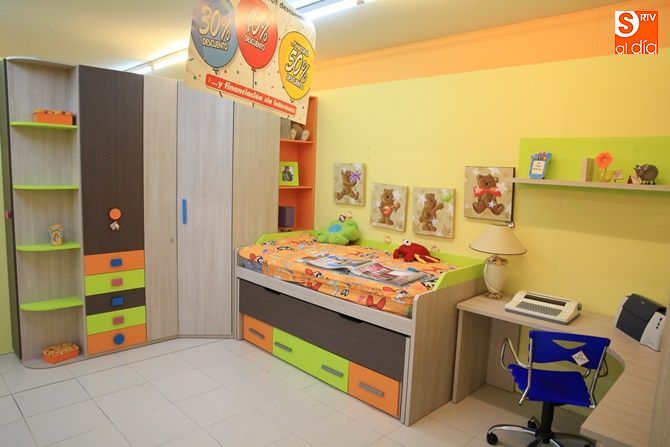 Tienda de muebles Moblerone, especialistas en dormitorios juveniles. Foto: Alberto Martín