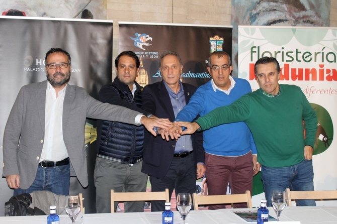 De izda. a dcha.: Javier Vicente, Sergio Martín, Moisés Muñoz, Luis Marcos y Casimiro Blanco