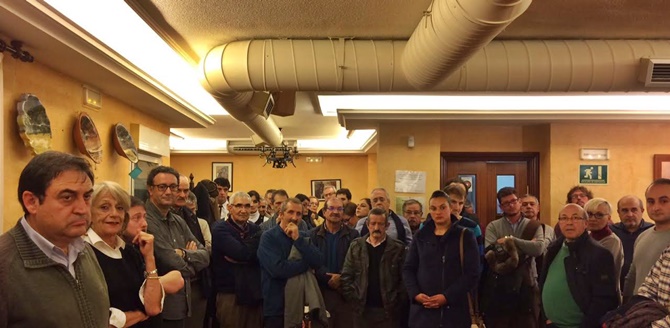 Asistentes al encuentro del PSOE en Florida de Liébana