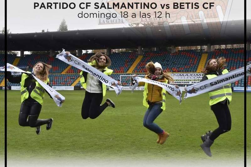 Foto del cartel que anuncia los actos que se realizarán en el campo