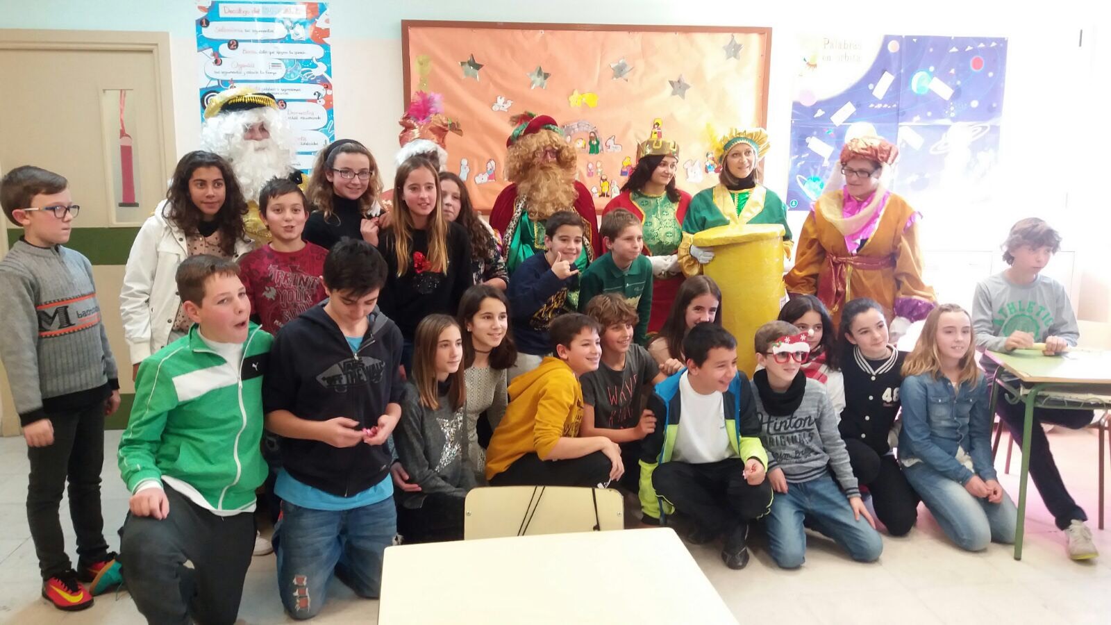 Los Reyes Magos visitaban el colegio Severiano Montero