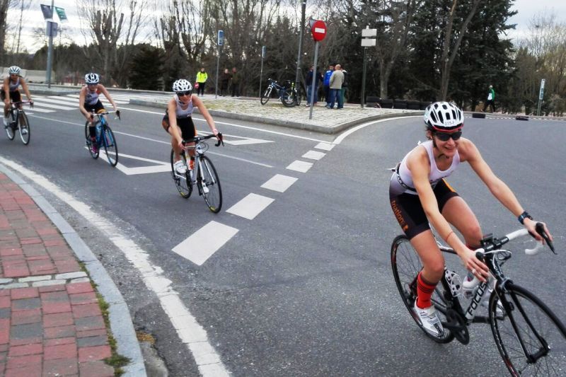 Momento de una prueba de triatlón