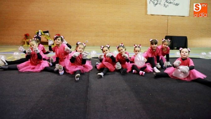 La exhibición de gimnasia rítmica resultó un éxito / Foto de Alberto Martín