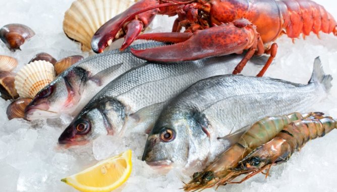 Los productos más típicos suben antes de la Navidad, sobre todo en el pescado