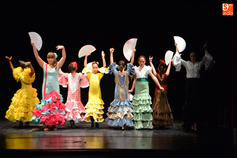 El Teatro Calderón acogía en la noche del viernes una nueva edición del exitoso festival Peñaranda Canta-Solidaridad