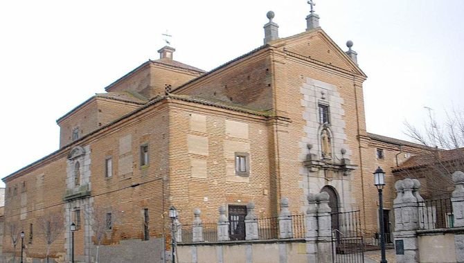 El contrato de adjudicación para las nuevas luminarias de las Carmelitas se hacia oficial el pasado 30 de diciembre