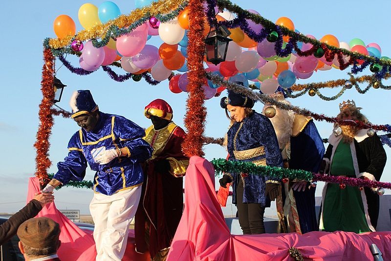 La llegada de los Reyes Magos emocionó a niños y mayores | Fotos: Elena Sánchez