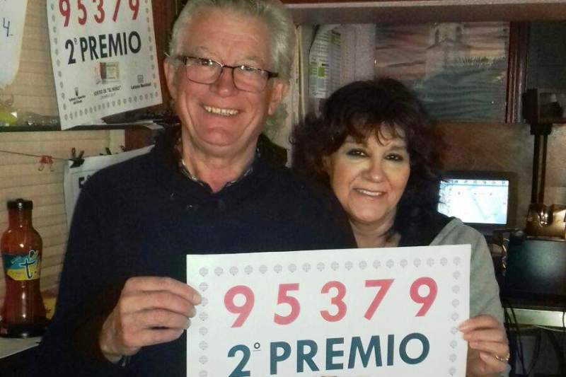 Javi y Ana de la Cafetería Altamira de Lumbrales