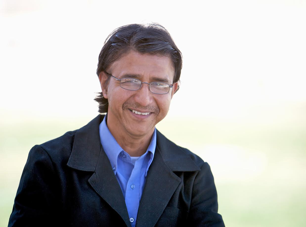 El poeta George Reyes