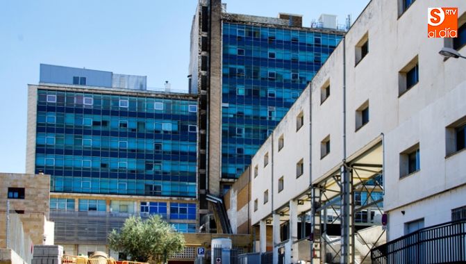 El Virgen de la Vega, al fondo. Foto: Manuel Lamas