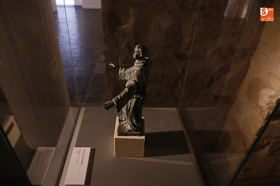 ‘Cuerpo y materia’, exposición escultórica de Valeriano Hernández, llega a La Salina 