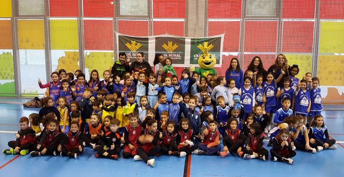 El pabellón de Villares acogerá la tercera jornada del PequeBasket de Caja Rural  