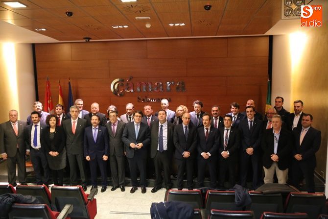 Foto de los integrantes del nuevo pleno y comité ejecutivo de la Cámara de Comercio de Salamanca