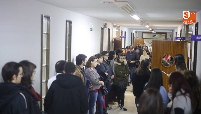 Un total de 33.758 aspirantes optan este sábado a 7.772 plazas de formación sanitaria  