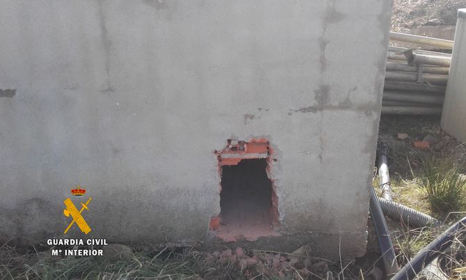 Los dos jóvenes de 27 y 22 años, fueron detenidos mientras cometían uno de los robos esclarecidos