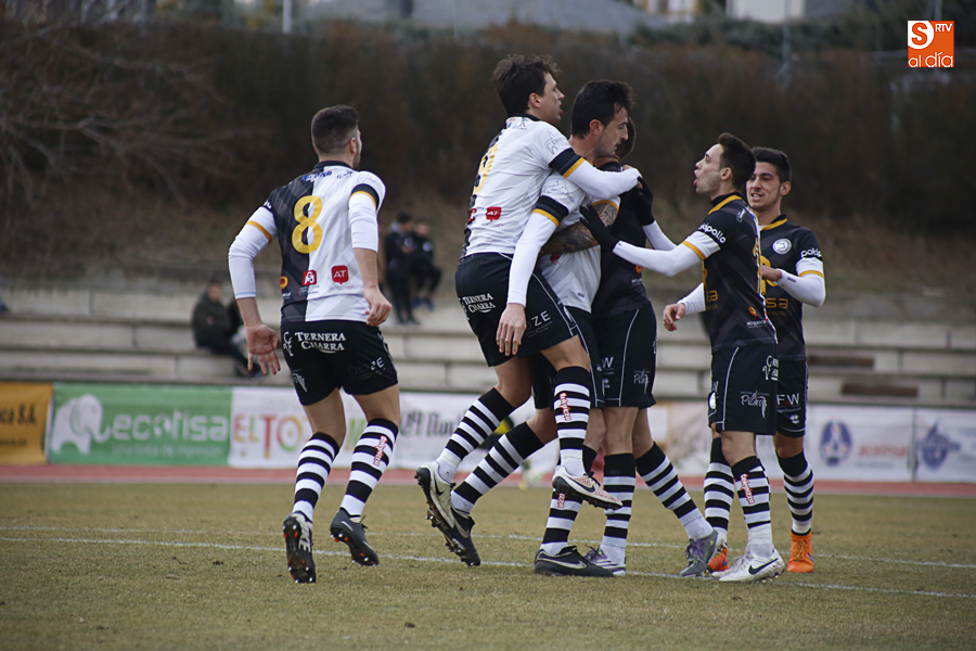 Unionistas vuelve a sus orígenes con su tercer triunfo consecutivo (3-1)  