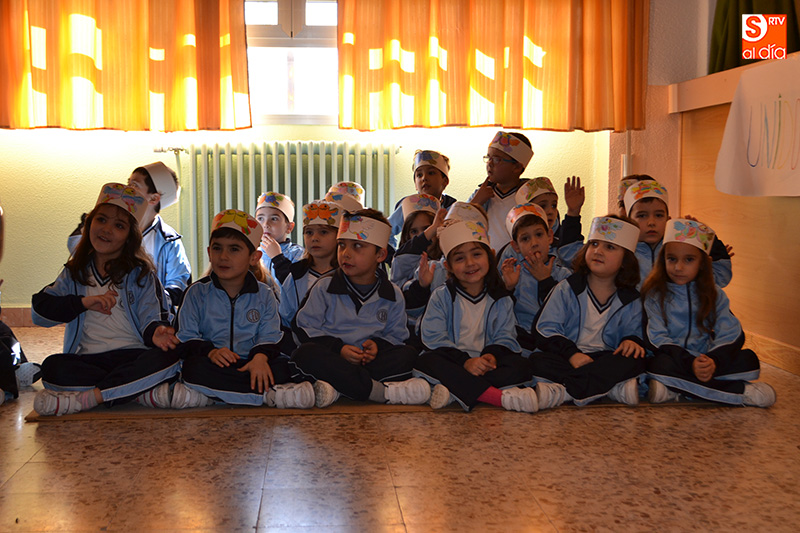 El cámara salmantino Roberto Fraile participa en la conmemoración del Día de la Paz en el...