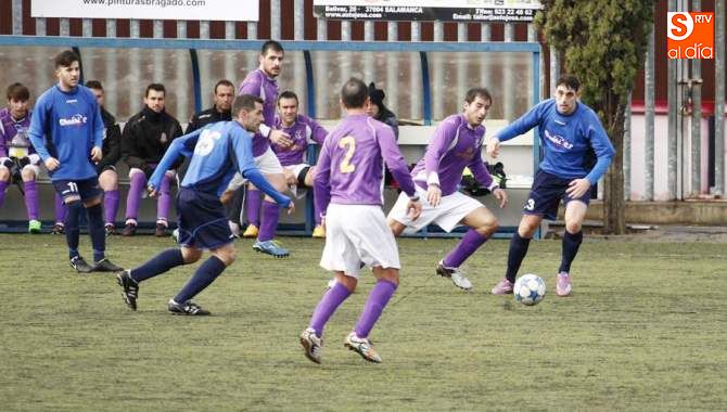 Una acción de un partido del trofeo Isidoro Benito del pasado fin de semana