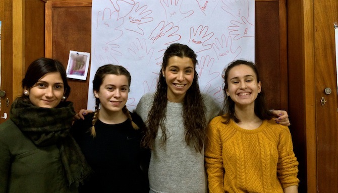 Voluntarias de Entreculturas en la sede de Salamanca