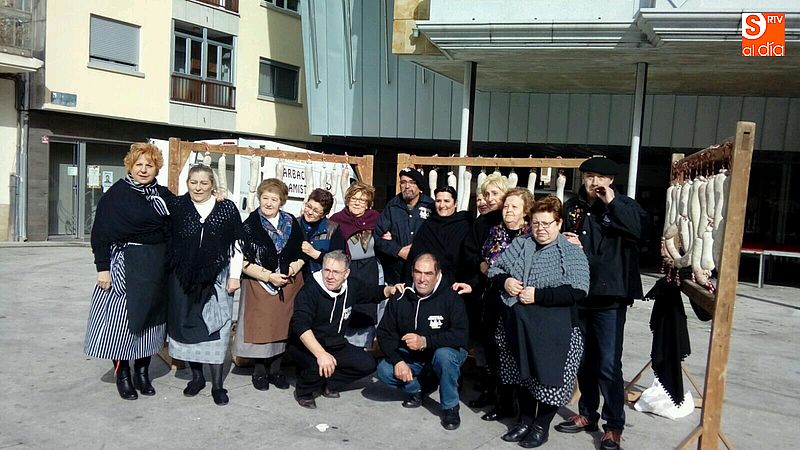 La plaza Mayor fue escenario de la más profunda tradición chacinera.