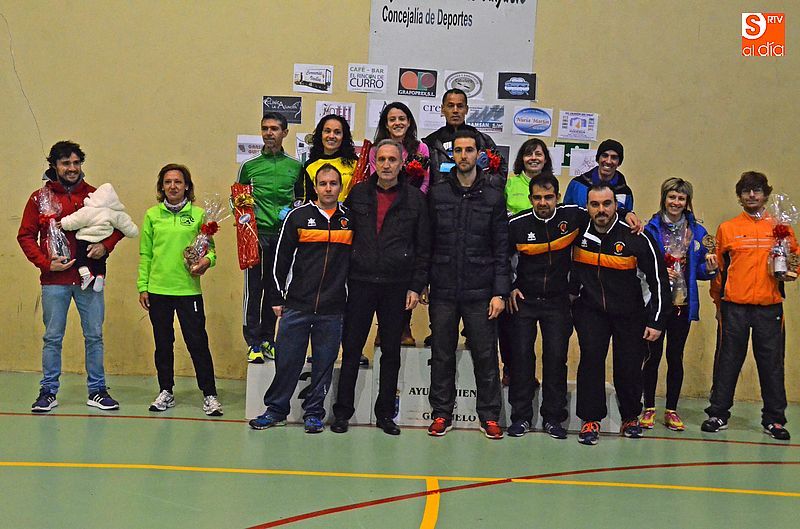 Los ganadores de la III Media Maratón y la I Vuelta a Guijuelo.
