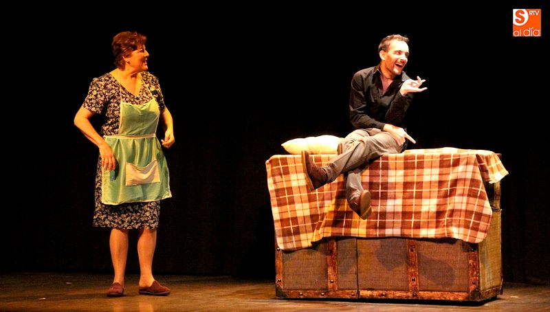 Prado Amor y Roberto Jifer en los papeles de Nana y Miguel en Vitigudino / CORRAL