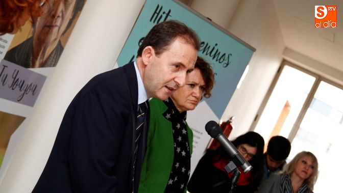 Inauguración de la muestra fotográfica ‘Hitos Femeninos en las ciencias biomédicas’ / Foto de David Fernández