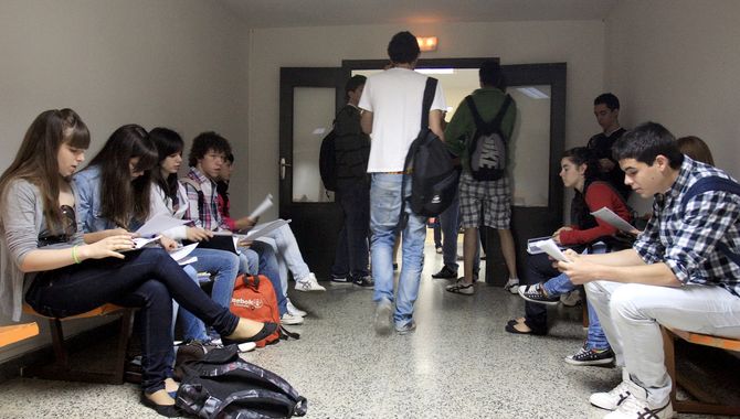 Imagen de archivo últimas pruebas de Selectividad