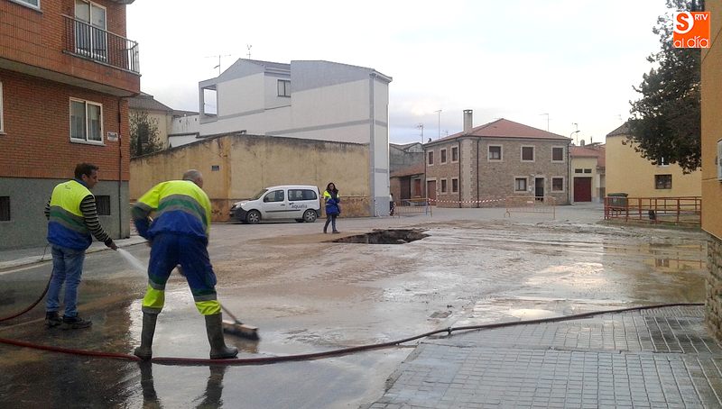 Reparada la fuga en la red de agua de la Mancomunidad del Yeltes a su paso por Vitigudino