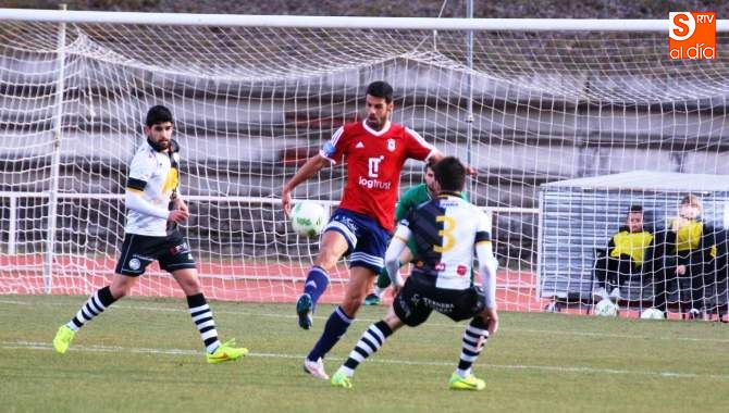 Momento del partido disputado este sábado en Las Pistas entre Unionistas y el Real Ávila
