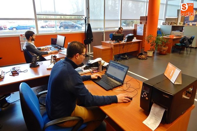 M2C Ingeniería desarrolla soluciones a la medida de las empresas, desde aplicaciones para el móvil al etiquetado de productos para mercados como los países árabes