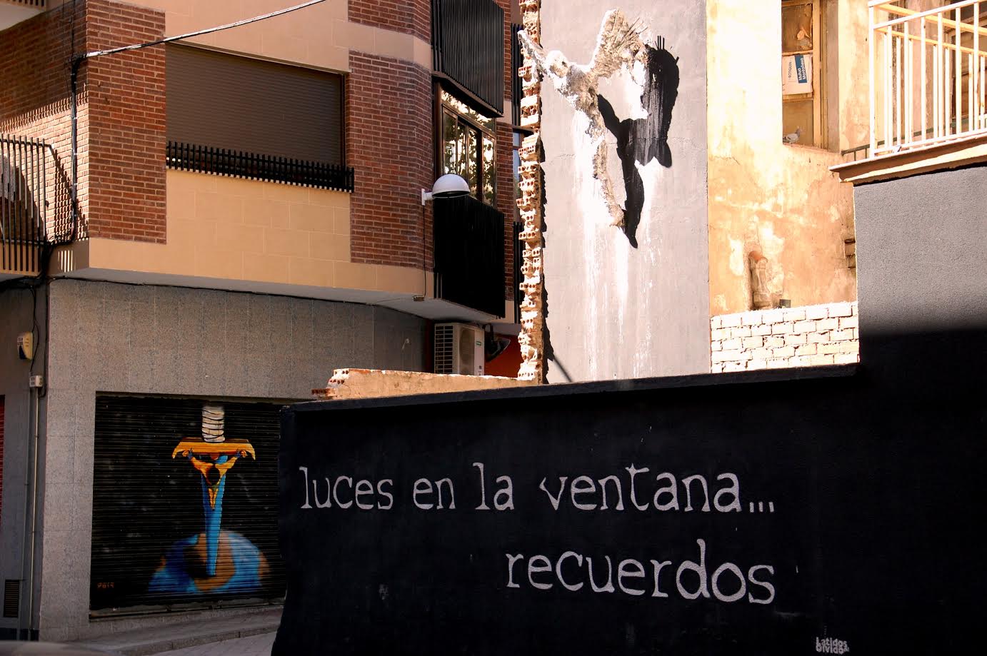 No vale una para ir más allá de la columna…  