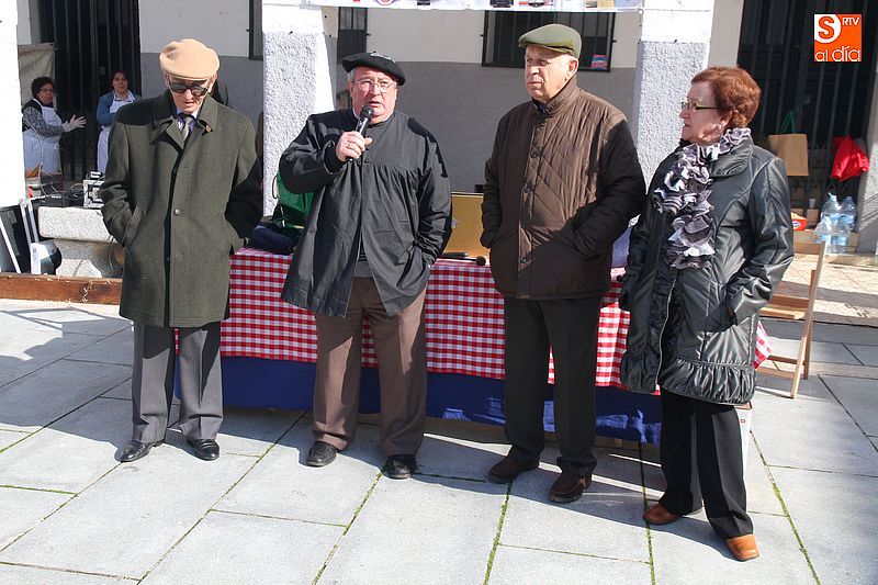 El reconocimiento a los mayores y el respeto a la tradición centran la matanza ledradense