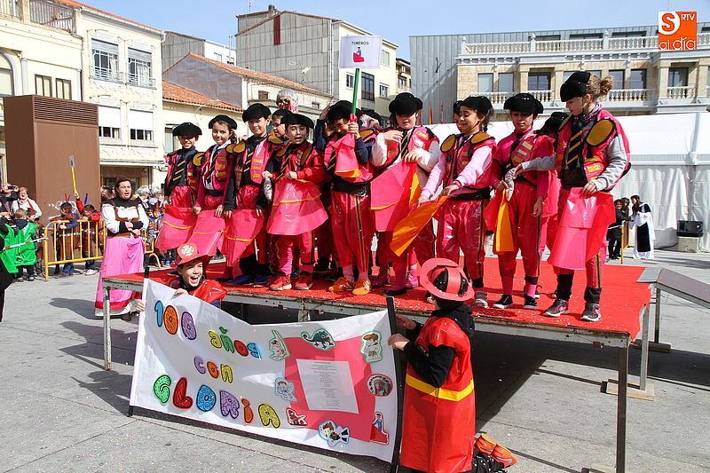 Los escolares dan el pistoletazo de salida al carnaval guijuelense