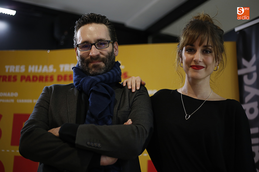 El director, Carlos Therón, y la actriz Silvia Alonso, en el estreno de la película. Foto: Alejandro López